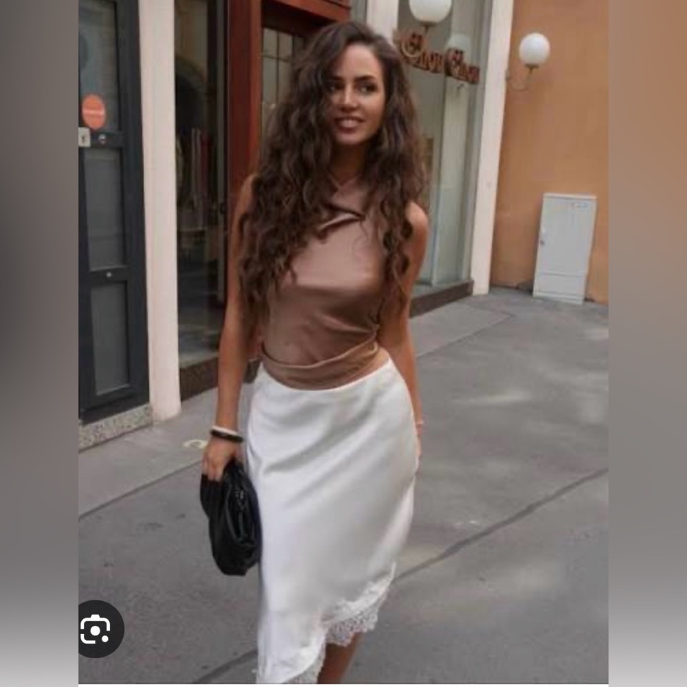 🔥🔥Zara  Lace Trim Skirt - Picture 7 of 7